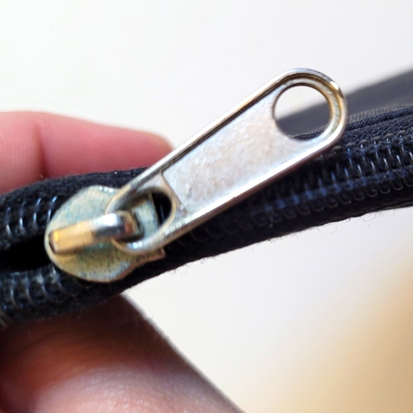 $5 or Free Zipper pouch - Picture 7 of 9